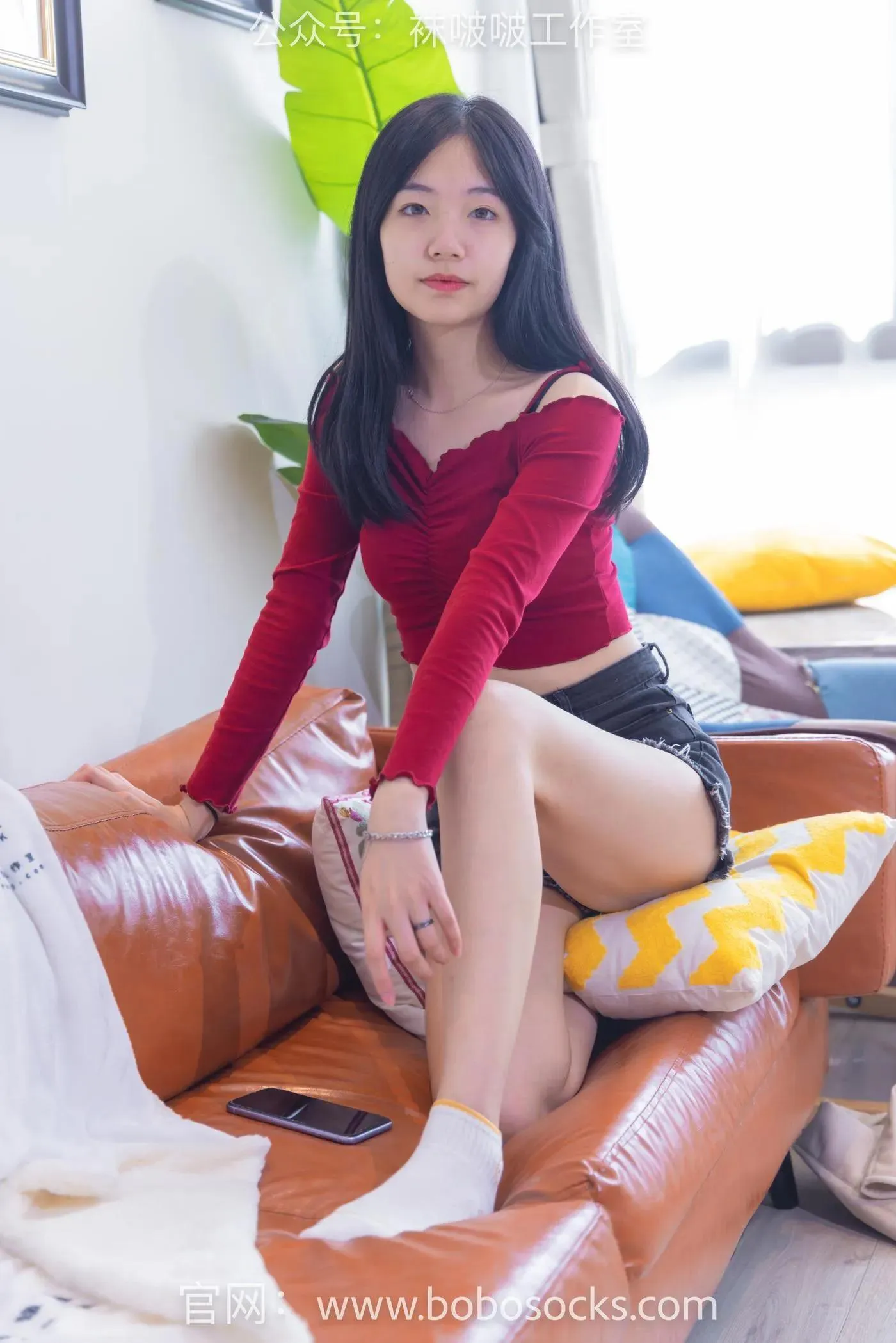 [BoBoSocks袜啵啵]NO.120 小甜豆-高跟长靴、白棉袜、裸足 [170P]插图6